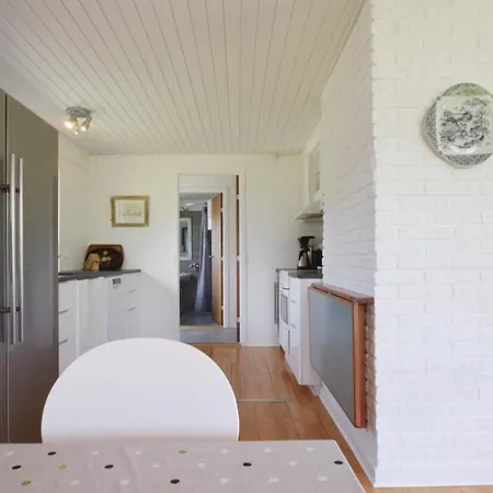 펜션 Awesome In W/ 3 Bedrooms 스벤보르
